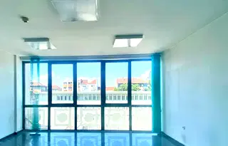 Офис в София, Център