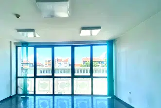 Офис в София, Център