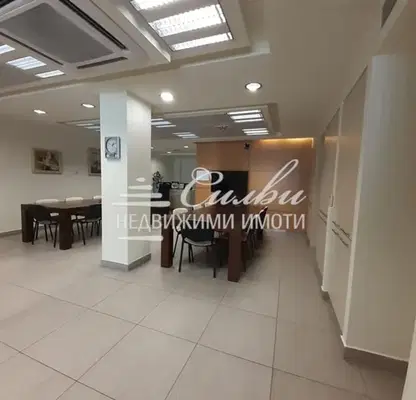 Photo 2 — Office in Shumen, Centyr