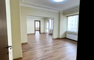 Офис в София, Център