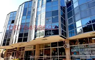 Офис в Раз, Център