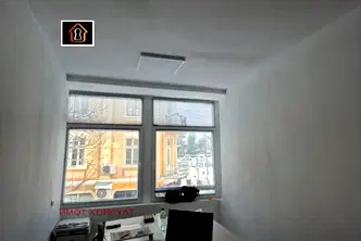 Офис във Враца, Център