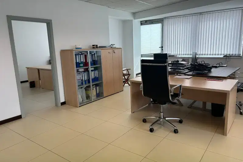 Офис в София, Център
