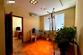 Офис във Враца, Център