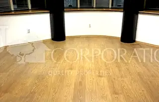 Офис в София, Център