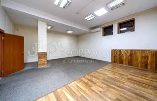 Офис в София, Център