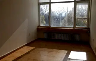 Офис в София, Център
