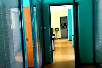 Офис във Враца, Център