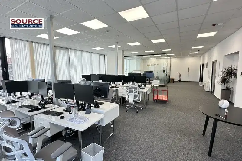 Office in Sofiya, Centyr