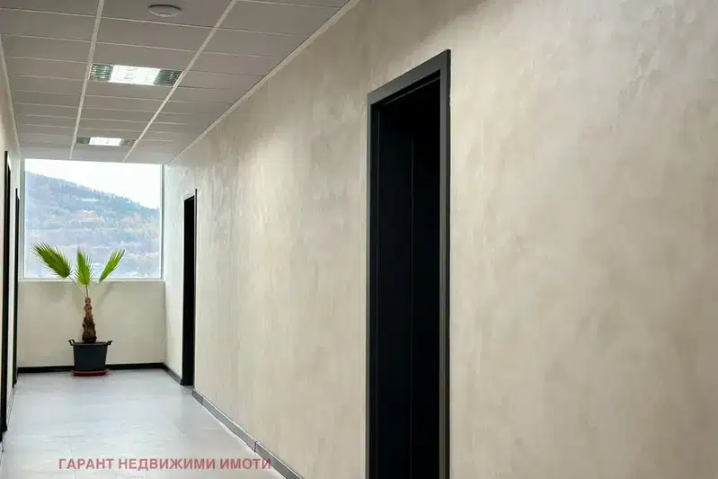 Office in Gabrovo, Centyr