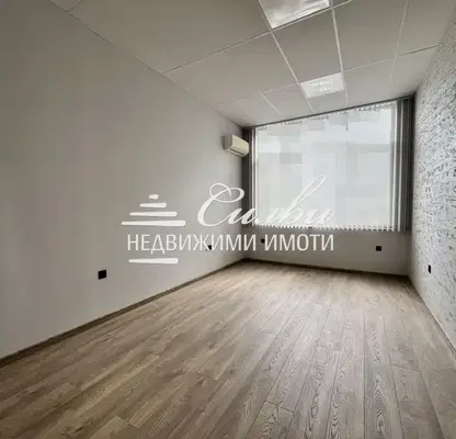 Photo 2 — Office in Shumen, Centyr