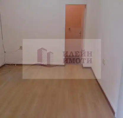 Photo 4 — Office in Ruse, Centyr