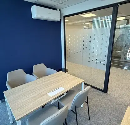 Photo 2 — Office in Sofiya, Centyr