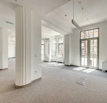 Photo 2 — Office in Sofia, Centyr