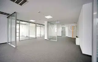Офис в София, Център