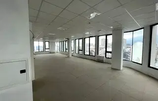 Офис в София, Център