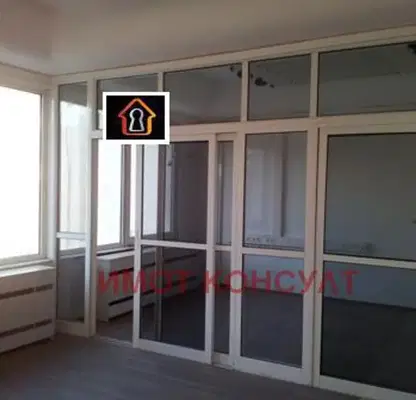 Photo 2 — Office in Vraca, Centyr