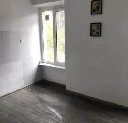 Photo 4 — Office in Kyrdjali, Centyr