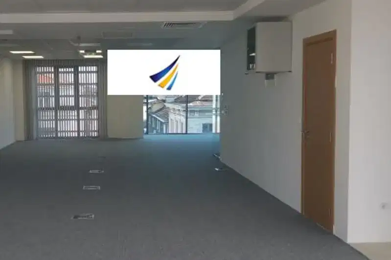 Office in Sofiya, Centyr