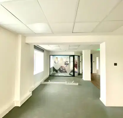 Photo 2 — Office in Sofia, Centyr