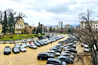 Офис в София, Център