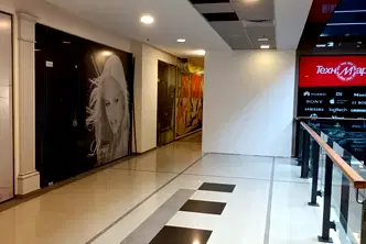 Офис в Габрово, Център
