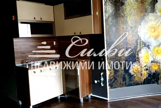 Офис в Шумен, Център