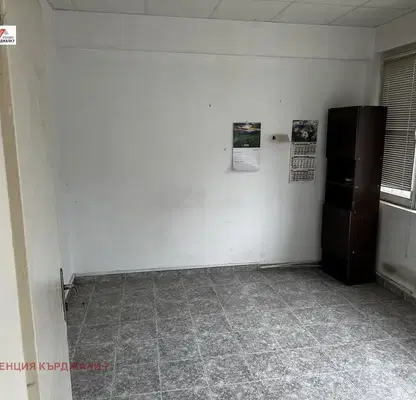 Photo 2 — Office in Kyrdjali, Centyr