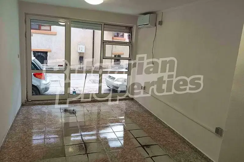 Office in Varna, Centyr