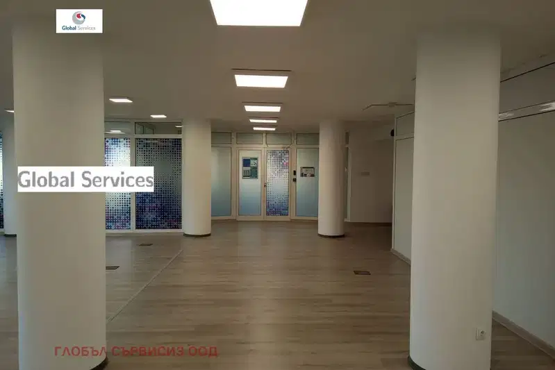 Office in Sofiya, Centyr