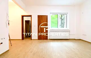 Офис в София, Център