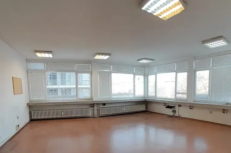 Офис в София, Център