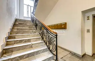Офис в София, Център