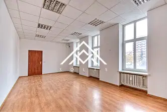 Офис в София, Център