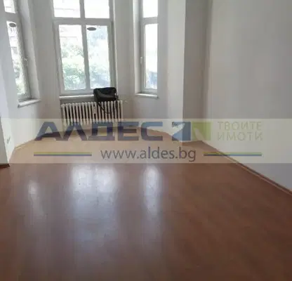 Photo 2 — Office in Sofia, Centyr