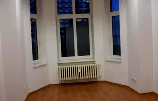 Офис в София, Център