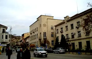 Офис във Велико Търново, Център
