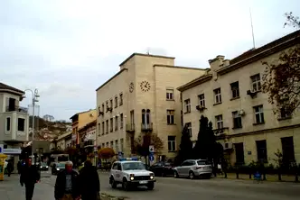 Офис във Велико Търново, Център
