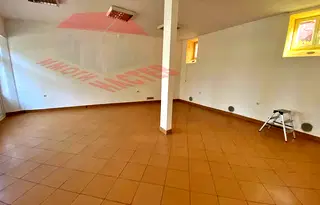 Офис в Шумен, Център