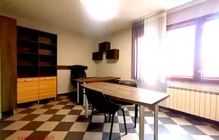 Офис в София, Център