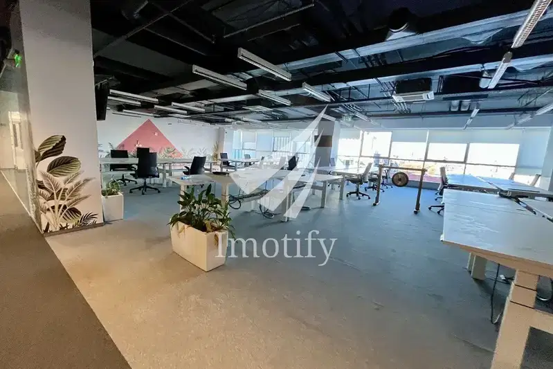 Office in Sofiya, Centyr