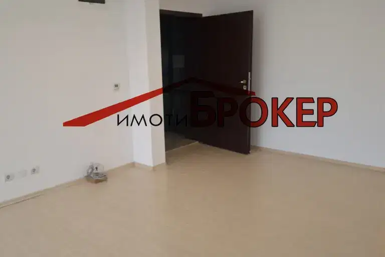 Office in Sliven, Centyr