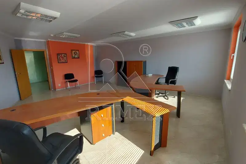Office in Plovdiv, Centyr