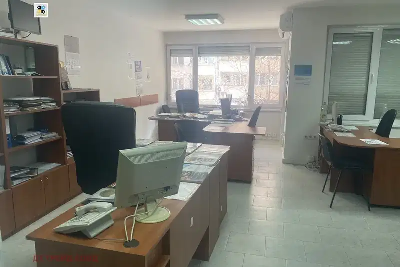 Office in Sofiya, Centyr