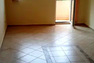 Офис във Варна, Център