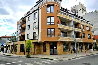 Офис в Русе, Център