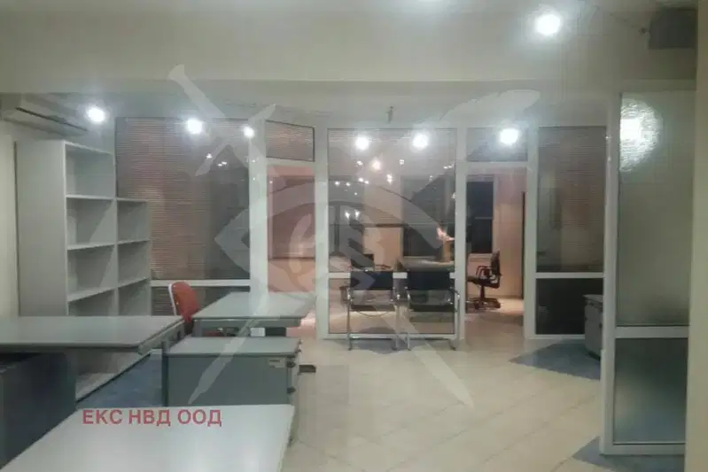 Офис в Пловдив, Център