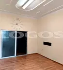 Офис във Варна, Център