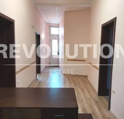Photo 5 — Office in Varna, Centyr