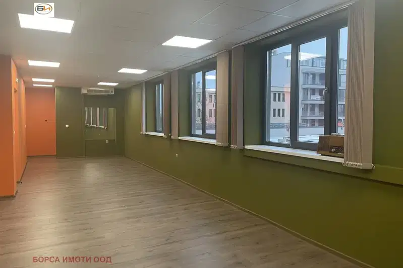 Office in Vraca, Centyr